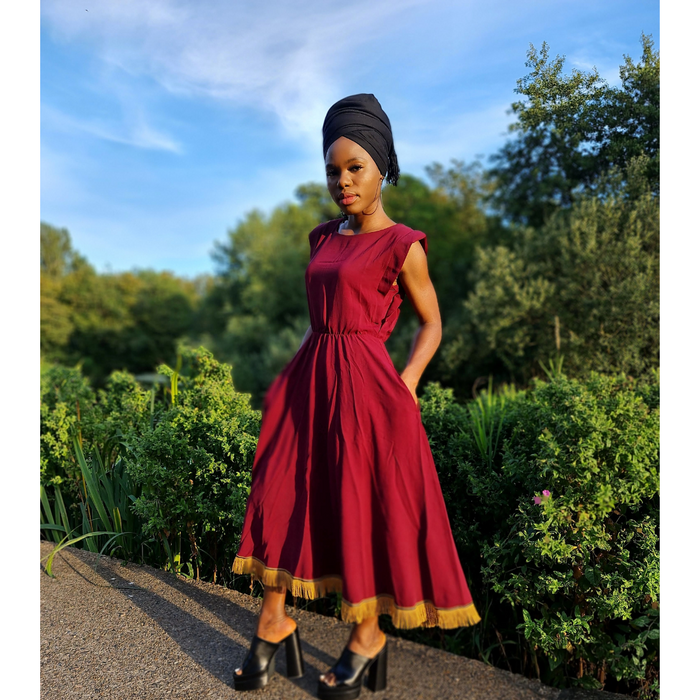 Padded Shoulders Midi Skater Dress w/ Pockets